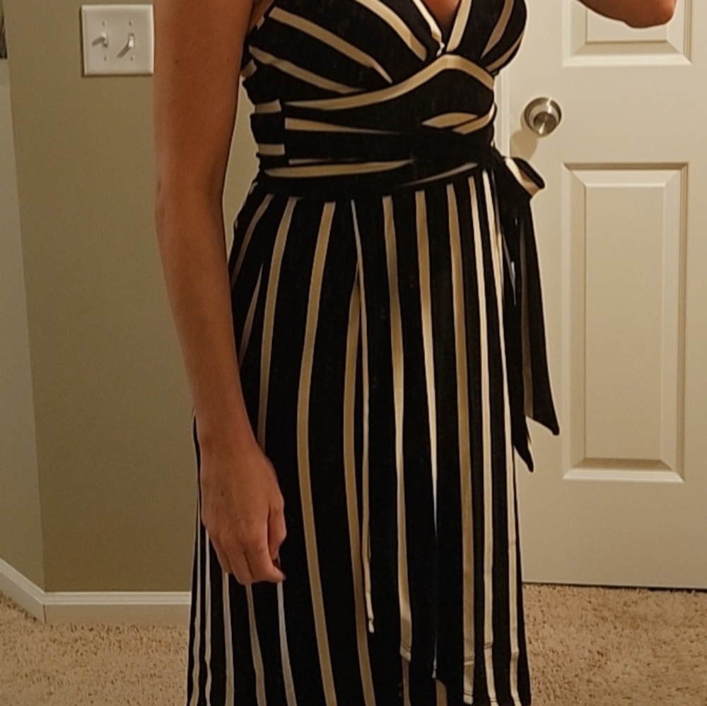 NWOT Midi dress - Picture 4 of 8